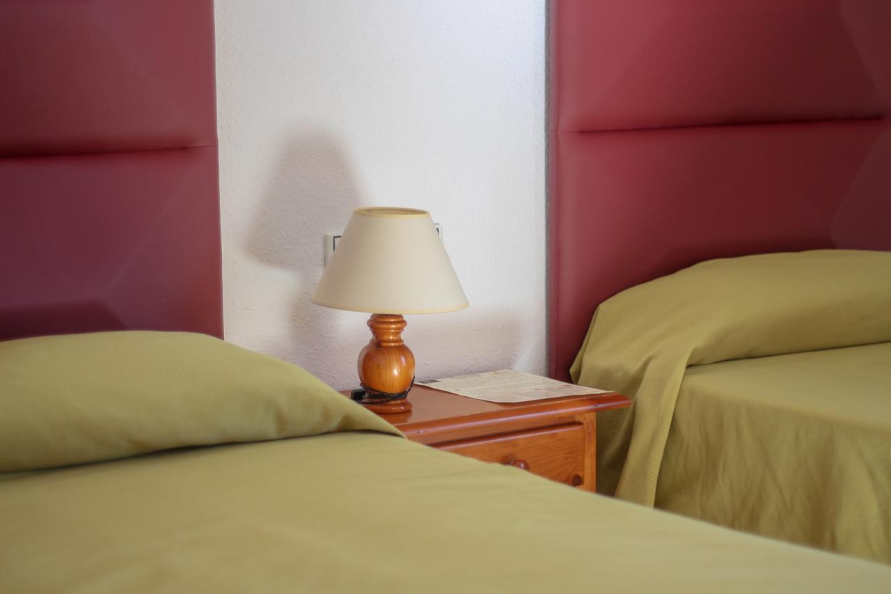 Hostal Esperanza Benajarafe Dış mekan fotoğraf