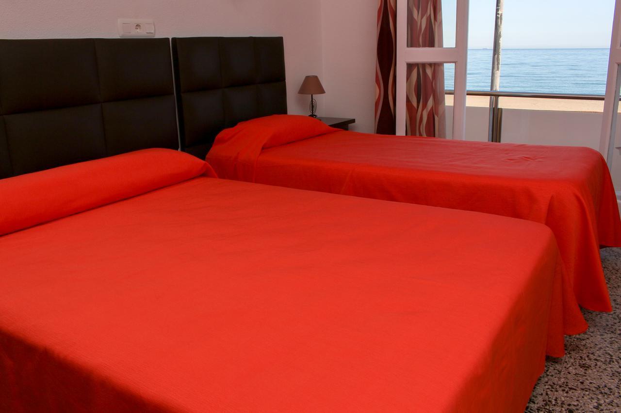Hostal Esperanza Benajarafe Dış mekan fotoğraf