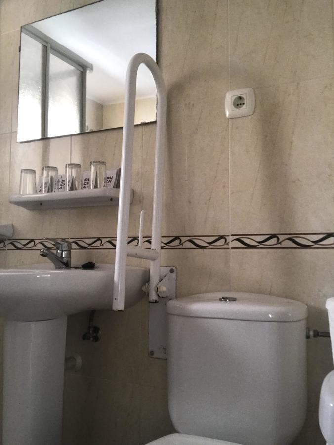 Hostal Esperanza Benajarafe Dış mekan fotoğraf