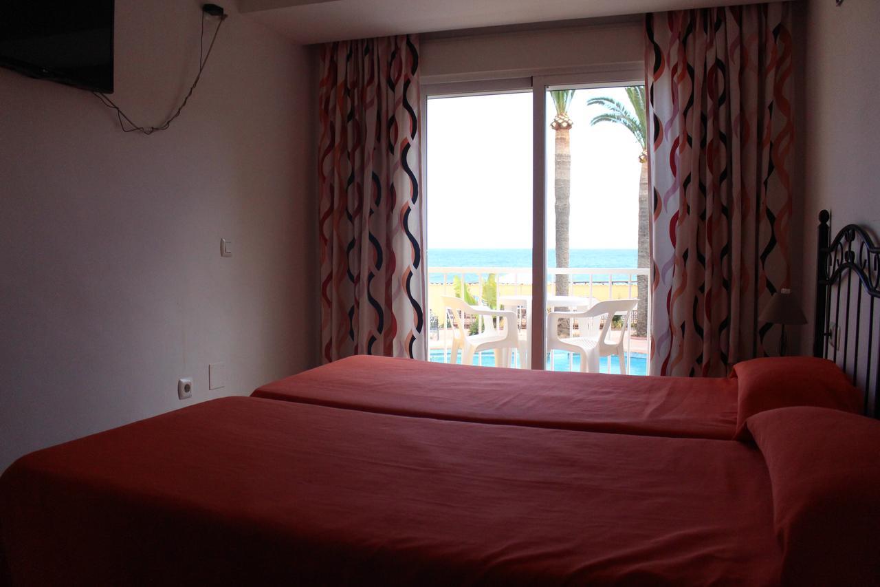 Hostal Esperanza Benajarafe Dış mekan fotoğraf